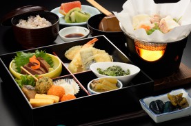 体験の後は高原ホテルでご昼食(イメージ)